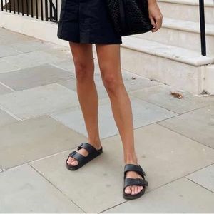 Arizona EVA black Birkenstocks size 8.5